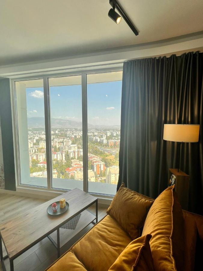 Alfred Sky Smart Apartment 29Th Spa Included Skopje Zewnętrze zdjęcie